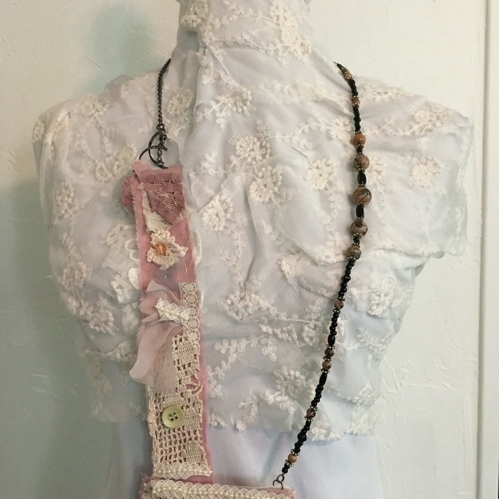 Handmade Vintage Style Lace Button Mini Crossbody Bag Pouch - Picture 11 of 11